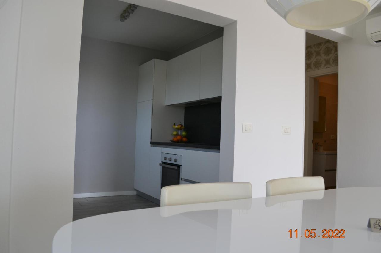 Ocean View Apartements Murine Umag Bagian luar foto